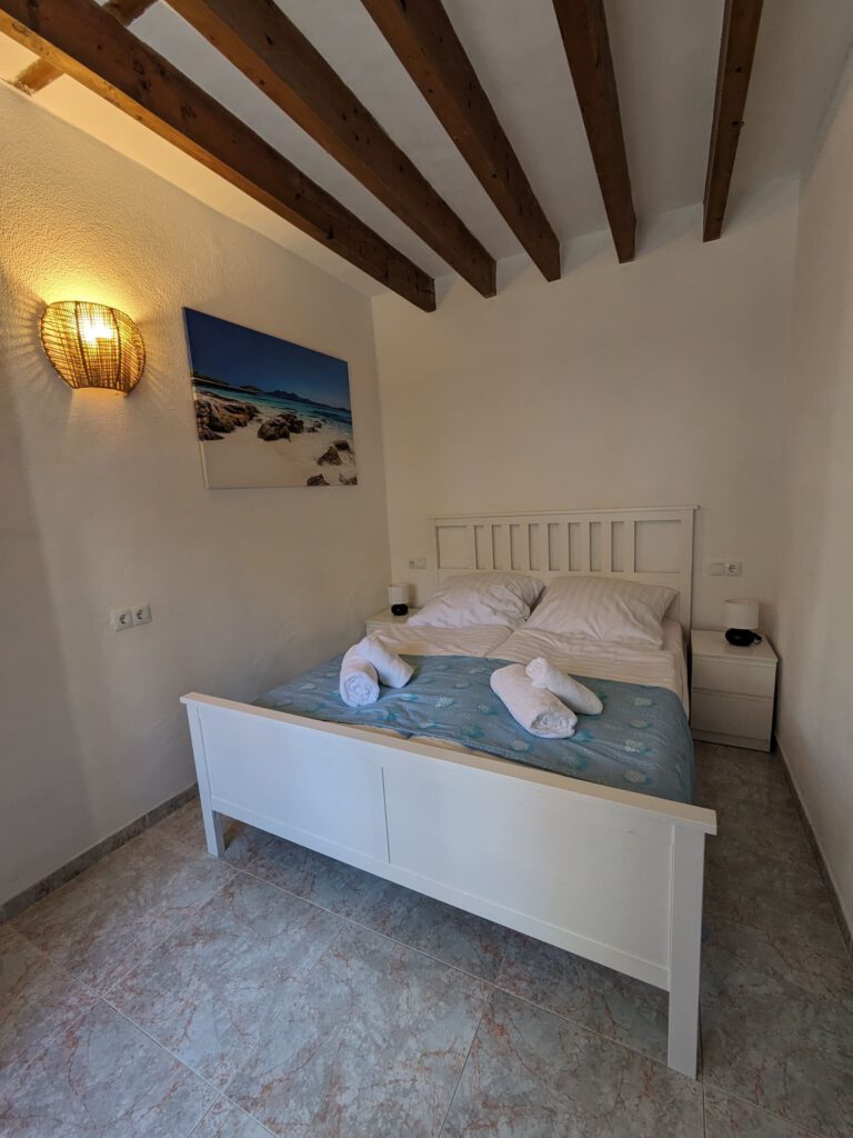 schlafzimmer_3_bett_licht